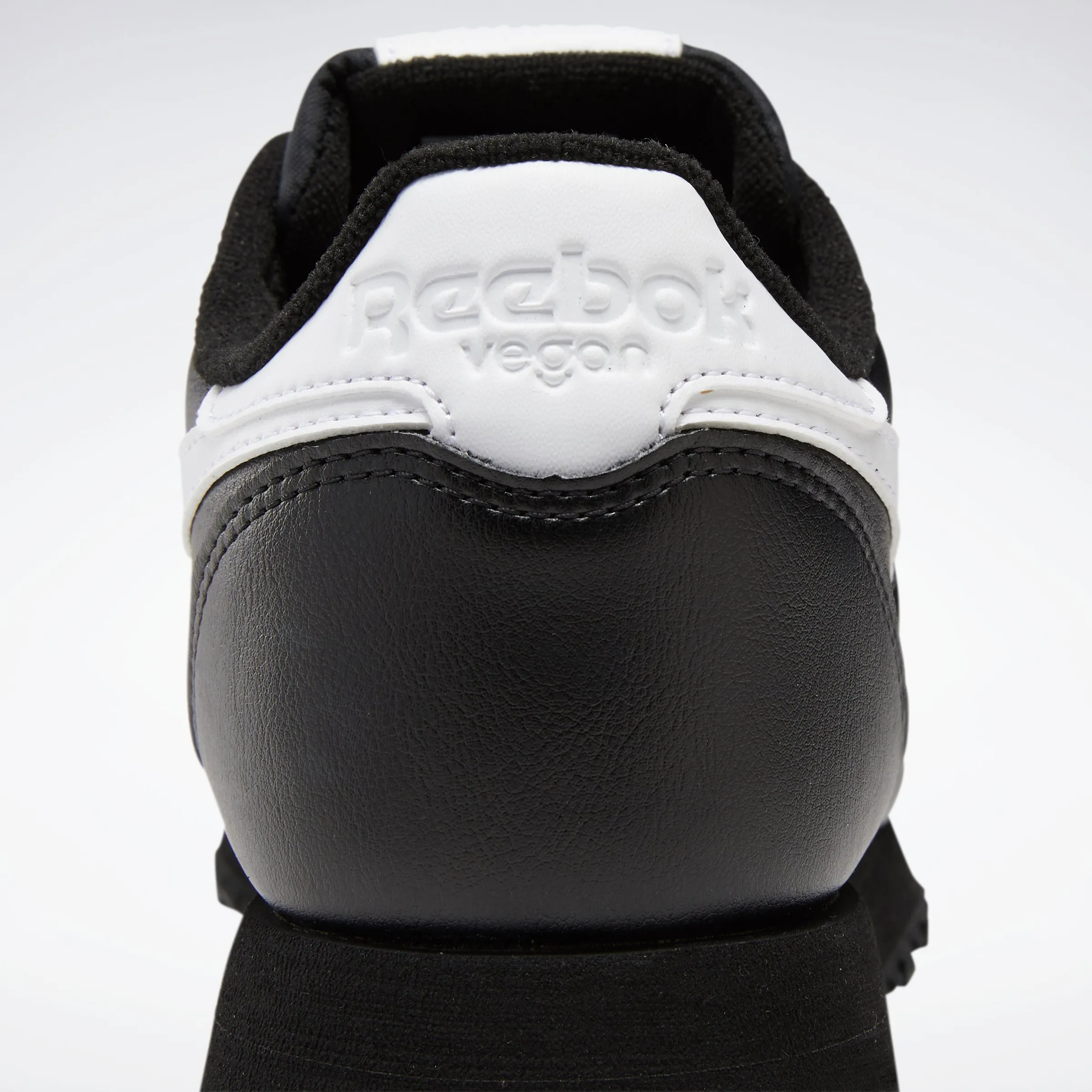 Classic Vegan Shoes Black/White/Black